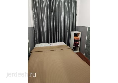 7 985 649 16 16 1-2,3 КОМНАТНАЯ КВ БЕЗ ХОЗ КОМНАТЫ С ХОЗ от 2000 Студия без хозяина от 3000 — фото 1