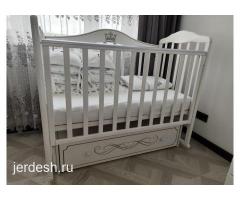 Продаю детскую кроватку и комодом: фото 2