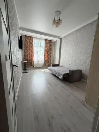 1 комната, 38 м², Аламедин-1 мкр Элитка, 1 этаж, Евроремонт